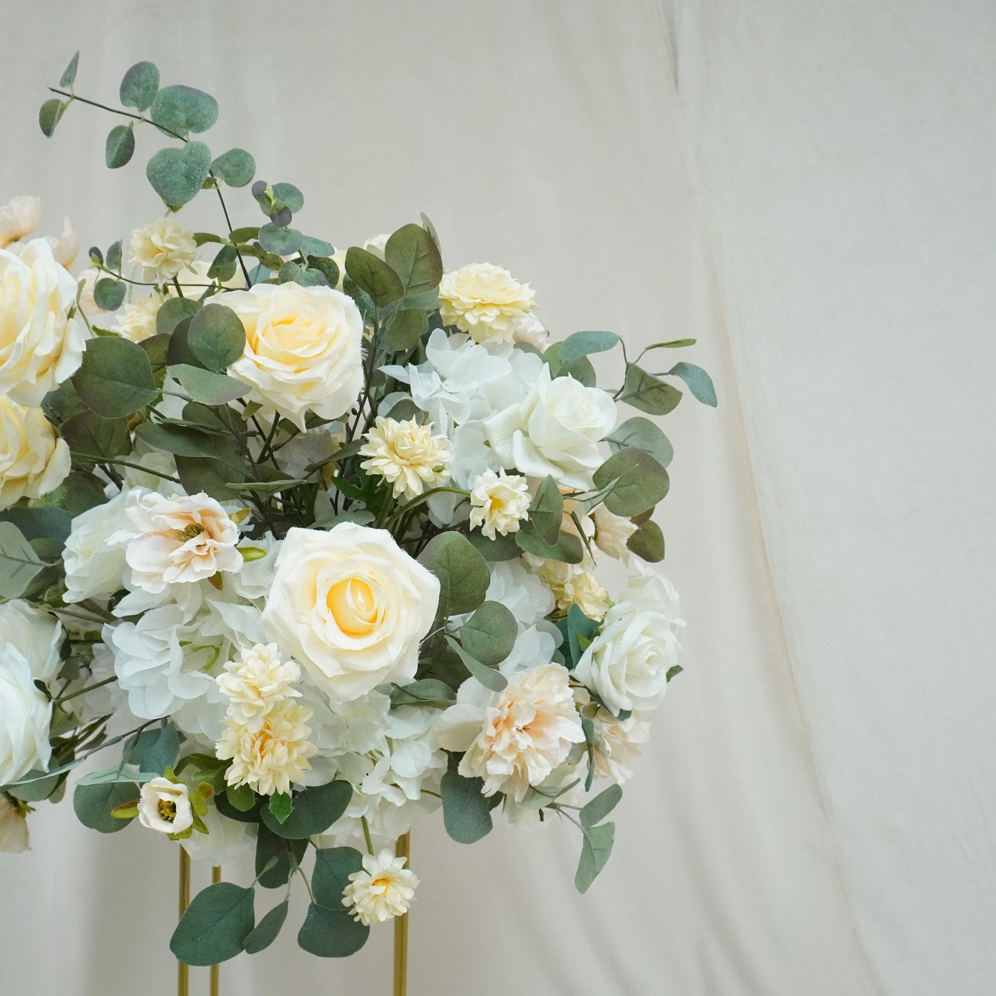 Tall Centrepiece - Medium