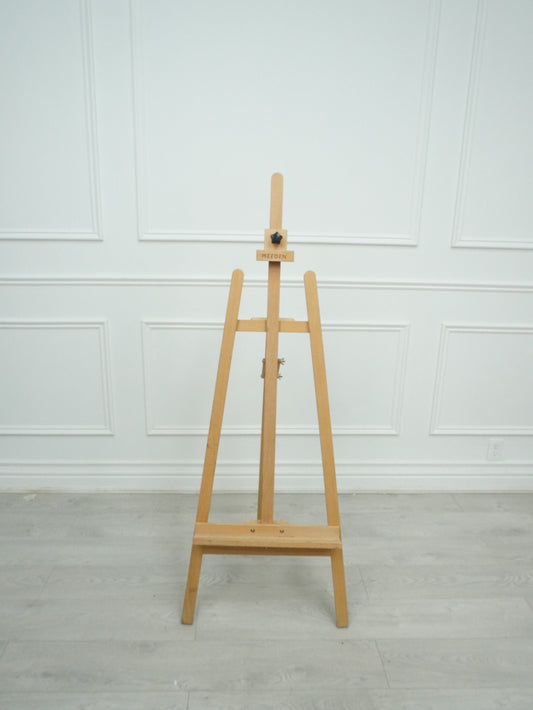 Wooden Easel - rental