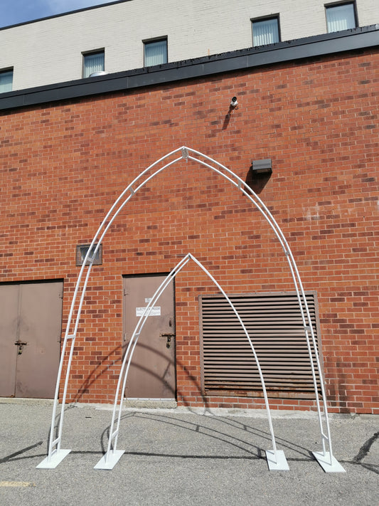 Sail Shape Metal Arch Set- rental