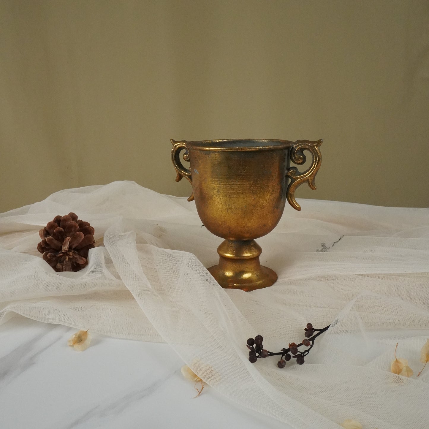 Small Golden Trophy Vase - rental