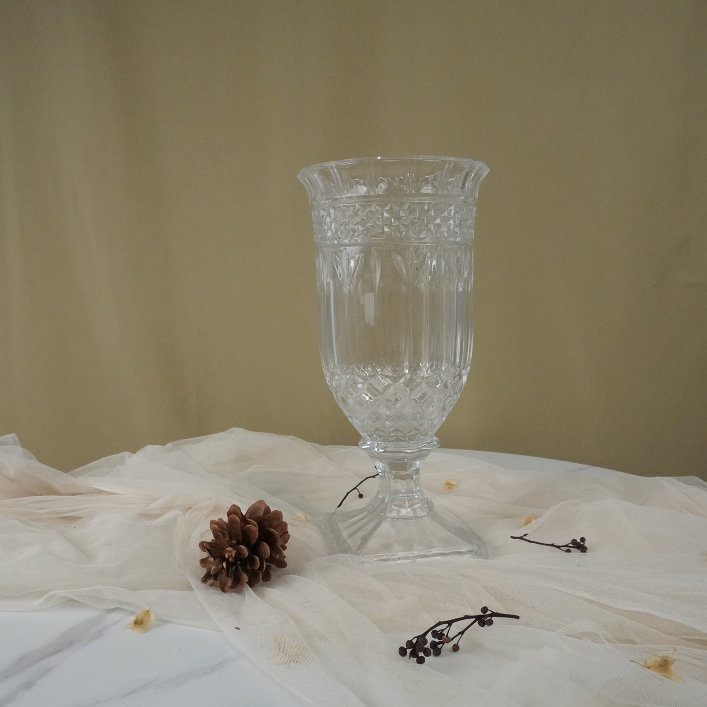 Crystal Flower Vase - rental